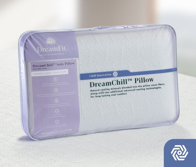 DreamFit® DreamChill™ Solo Plush Standard/Queen Pillow 4