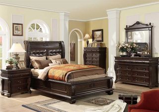Home Insights New Hillsboro King Bed, Dresser, Mirror & Nightstand