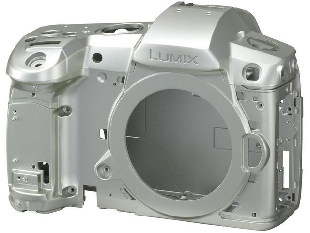 Panasonic® LUMIX GH5 20.3MP 4K Mirrorless ILC Camera Body 6