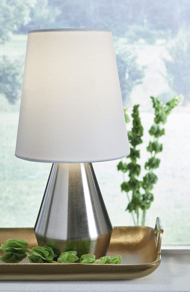Signature Design by Ashley® Lanry Silver Metal Table Lamp 2
