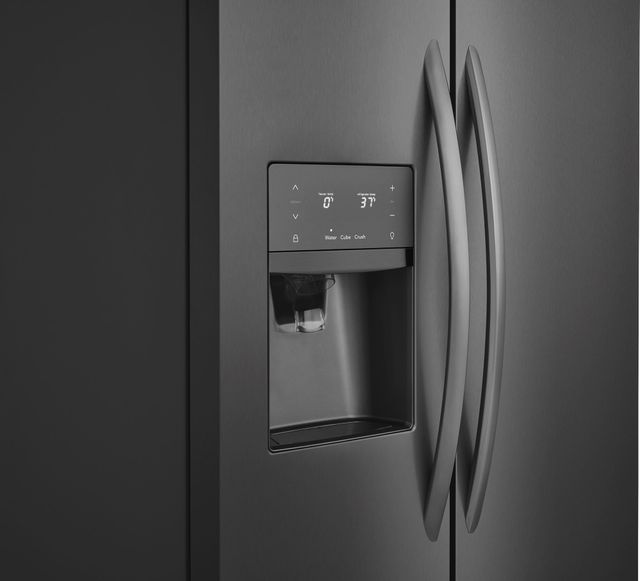 Réfrigérateur côte-à-côte à profondeur de comptoir  Frigidaire Gallery® de 22,0 pi³ - Acier inoxydable noir 3