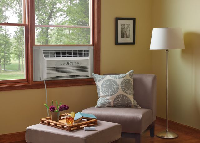 Frigidaire Gallery® Window Air Conditioner-White 3