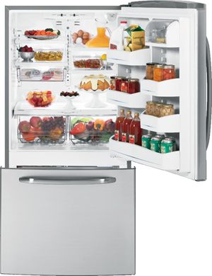 GE&reg; ENERGY STAR&reg; 22 cu. ft..7 Cu. Ft. Bottom-Freezer Drawer Refrigerator