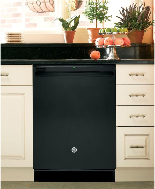 GE® 24" Built-In Dishwasher-Black 8