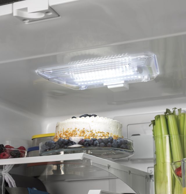 Réfrigérateur à portes françaises à profondeur de comptoir de 33 po GE® de 18,6 pi³ - Blanc 11