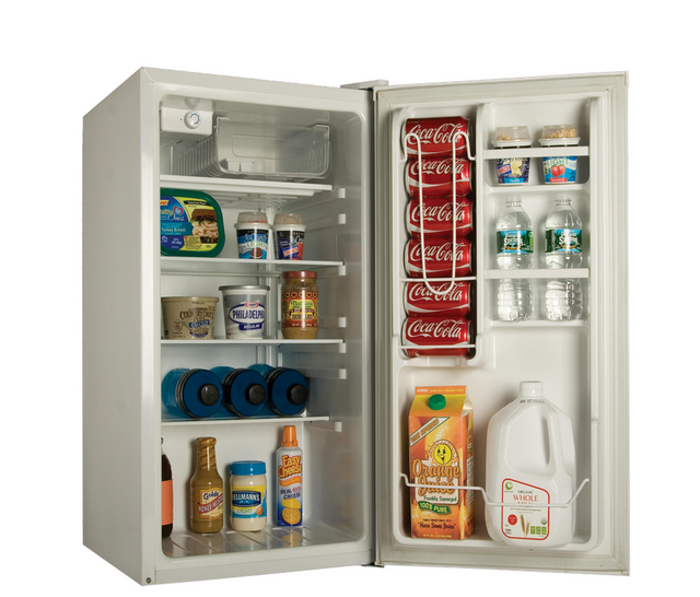 Haier 4.0 Cu. Ft. White Compact Refrigerator 1