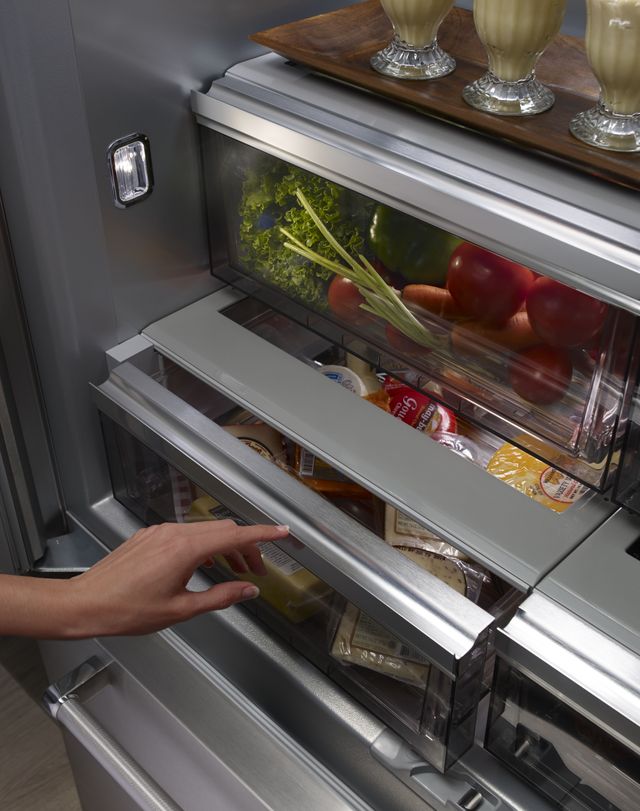 Réfrigérateur à portes françaises de 42 po KitchenAid® de 24,2 pi³ - Acier inoxydable 9