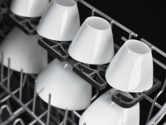 KitchenAid® 24" Built In Dishwasher-Stainless Steel 3