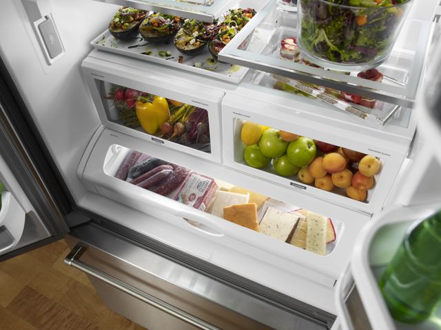 Réfrigérateur à portes françaises à profondeur de comptoir 36 po KitchenAid® de 22,0 pi³ - Acier inoxydable 3