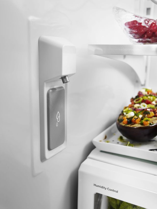 Réfrigérateur à portes françaises à profondeur de comptoir 36 po KitchenAid® de 22,0 pi³ - Acier inoxydable 7