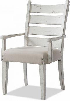 Klaussner® Trisha Yearwood Coming Home Gathering Arm Chair