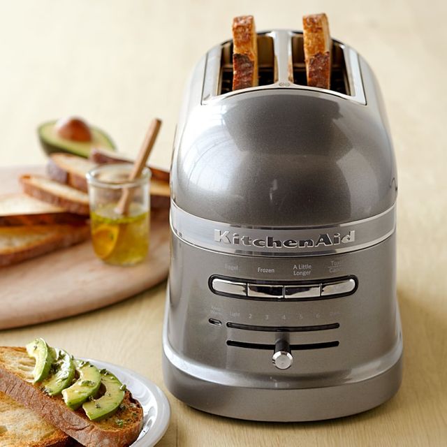 KitchenAid® Pro Line® Series Medallion Silver Toaster 3
