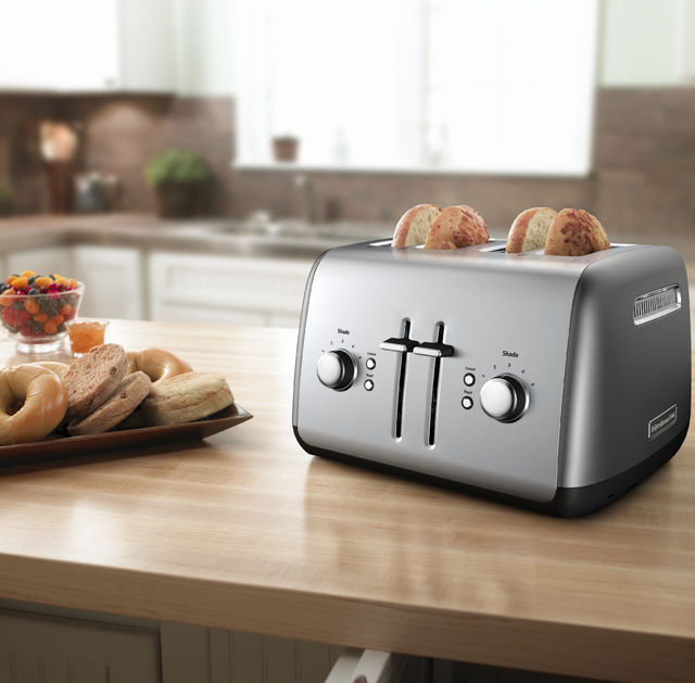 KitchenAid® Contour Silver Toaster 4