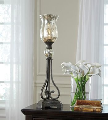 Ashley® Metal Table Lamp (1/CN) 0