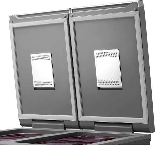 LG® 7.6 Cu. Ft. Platinum Silver Compact Refrigerator 5