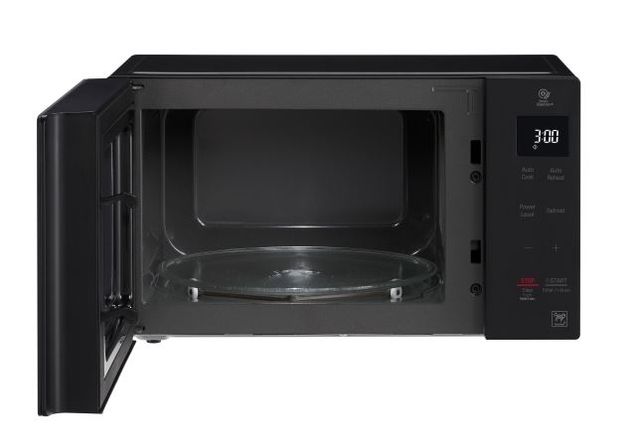 LG NeoChef™ Countertop Microwave-Smooth Black 4