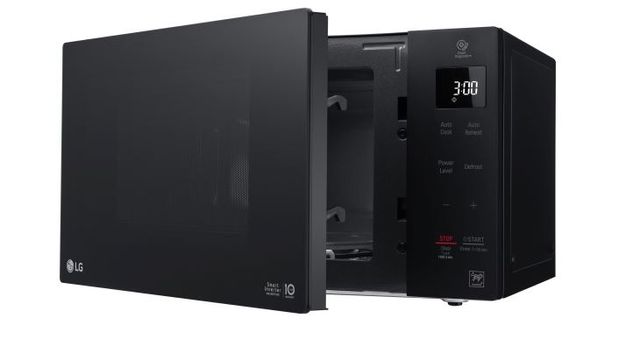 LG NeoChef™ Countertop Microwave-Smooth Black 5