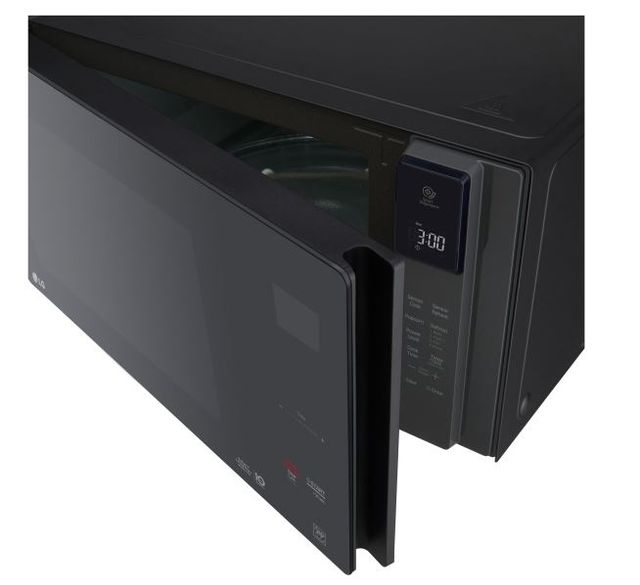 LG NeoChef™ 1.5 Cu. Ft. Smooth Black Countertop Microwave 8