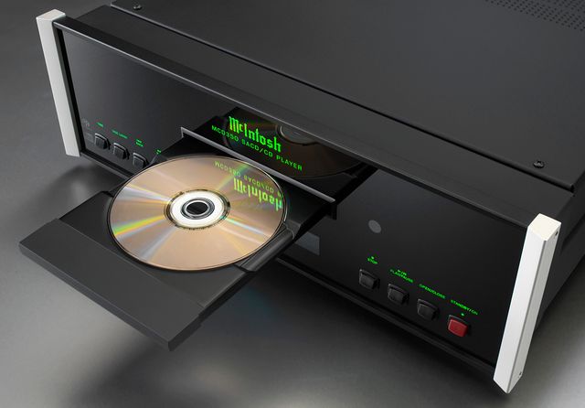 McIntosh® 2 Channel SACD/CD Player 2