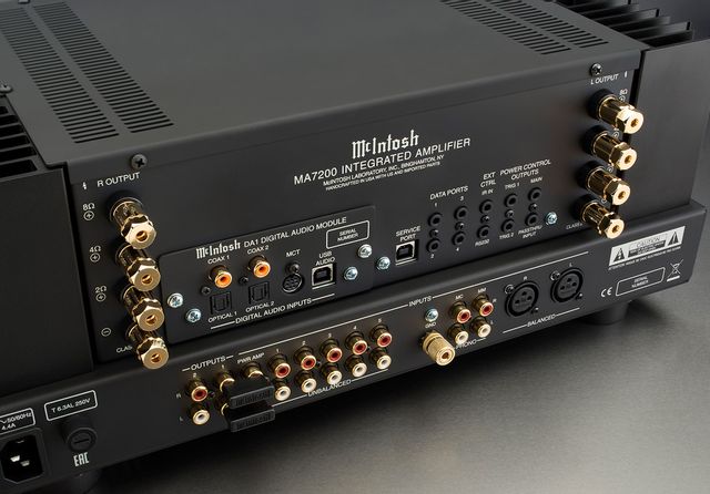 McIntosh® 2 Channel Integrated Amplifier 5