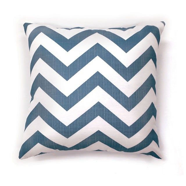 Furniture of America® Zoe Large Throw Pillow