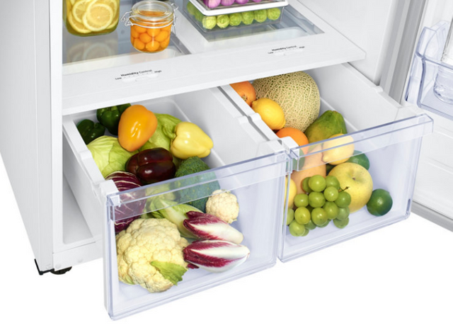 Samsung 21.1 Cu. Ft. White Top Freezer Refrigerator 5