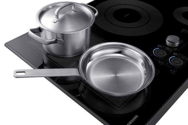 Samsung 30" Stainless Steel Induction Cooktop 4