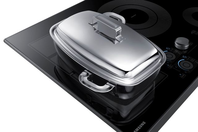 Samsung 30" Fingerprint Resistant Black Stainless Steel Induction Cooktop 5