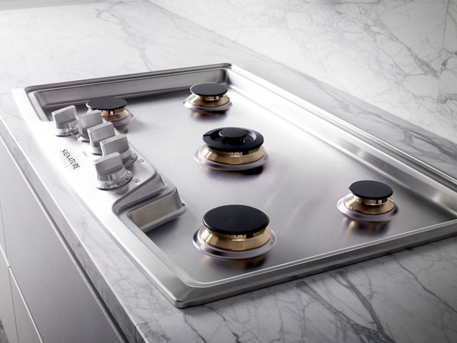 Signature Kitchen Suite 30" Stainless Steel Gas Cooktop 4