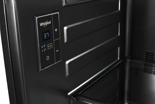 Réfrigérateur sous le comptoir de 24 po Whirlpool® de 5,1 pi³ - Acier inoxydable 3