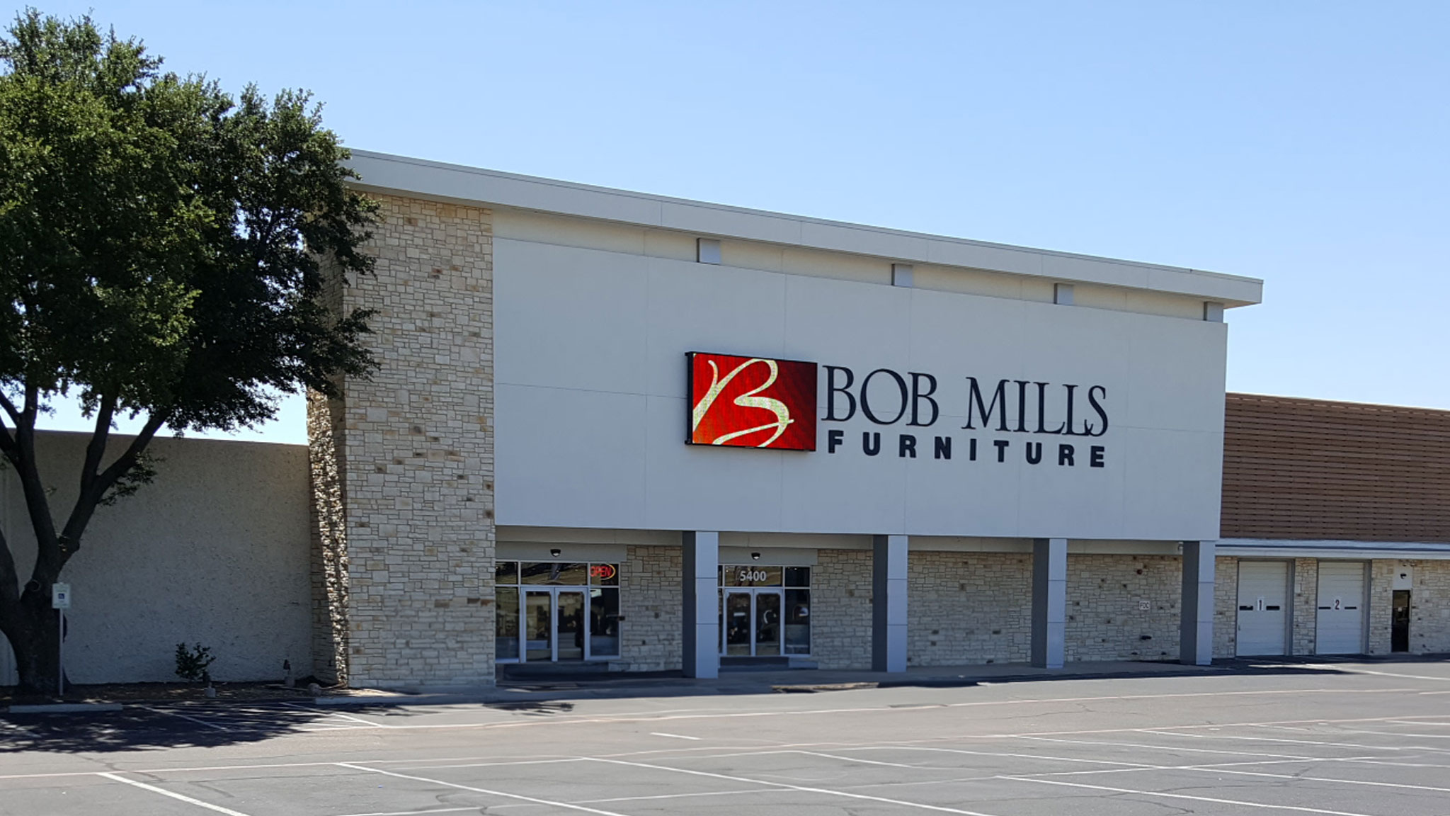 Bob mills deals furniture locations