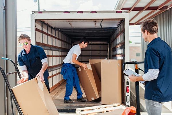 Shipping keeps Packers Pro Shop busy - The Press